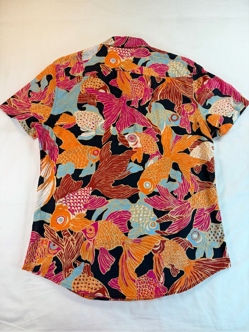Mr. Turk Tropical Koi Fish Print Short Sleeve Button Down Shirt Size Medium EUC